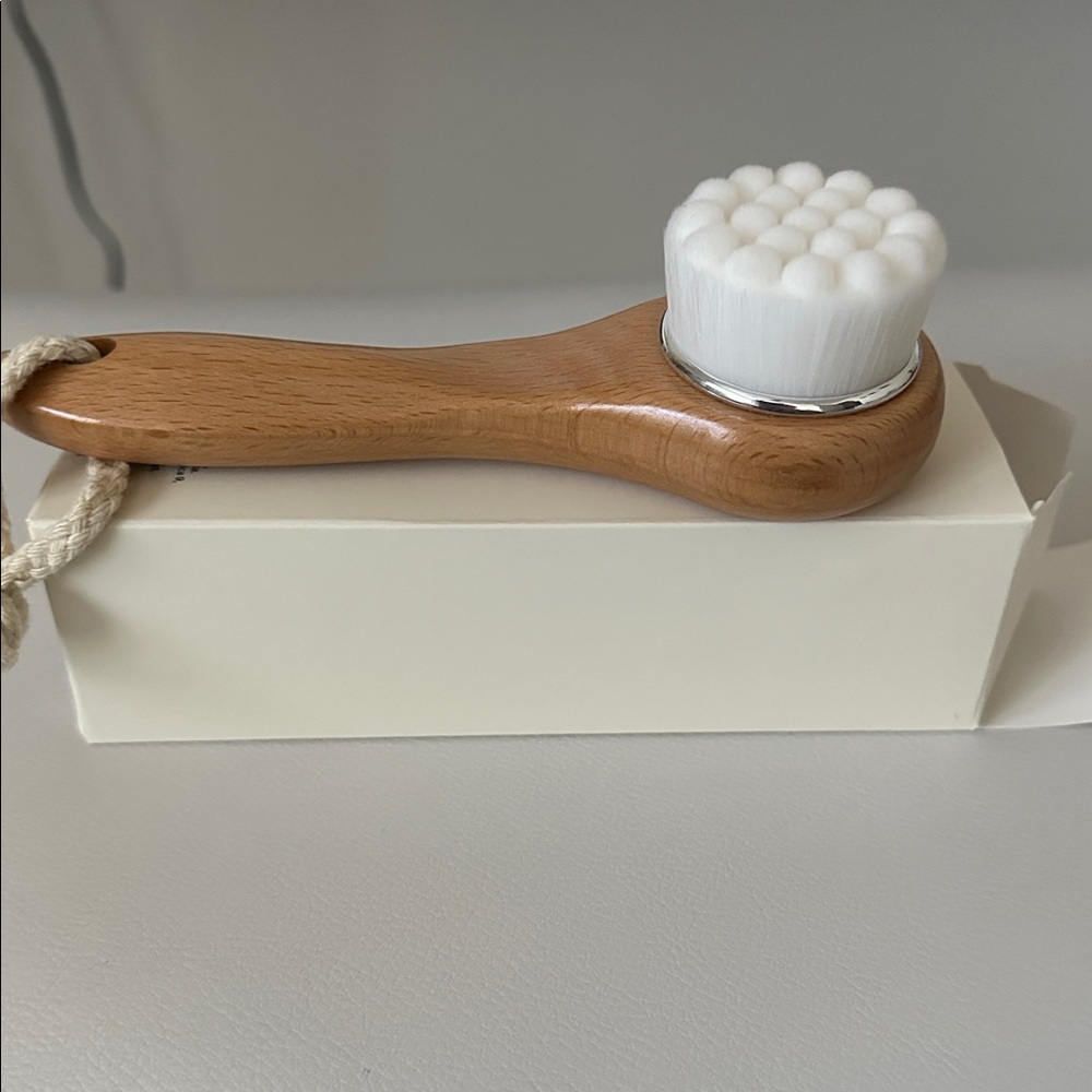 Jurlique Moisture Replenishing Day Cream Rose Facial Brush Eye Balm Serum Bag - Picture 6 of 9